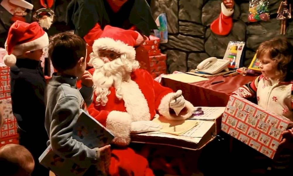 Santa at Alliwee Caves