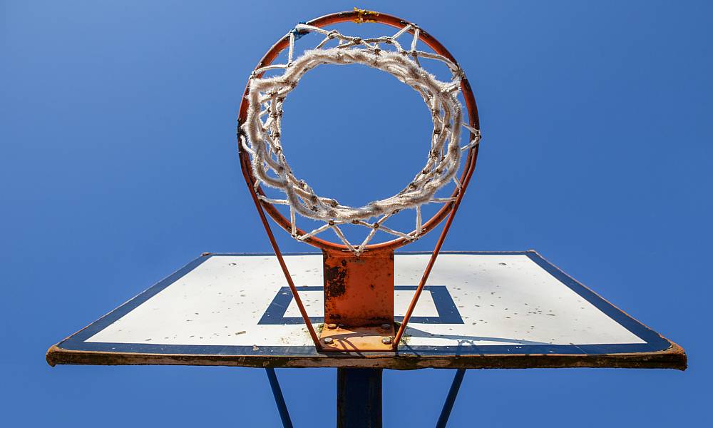 Hoops