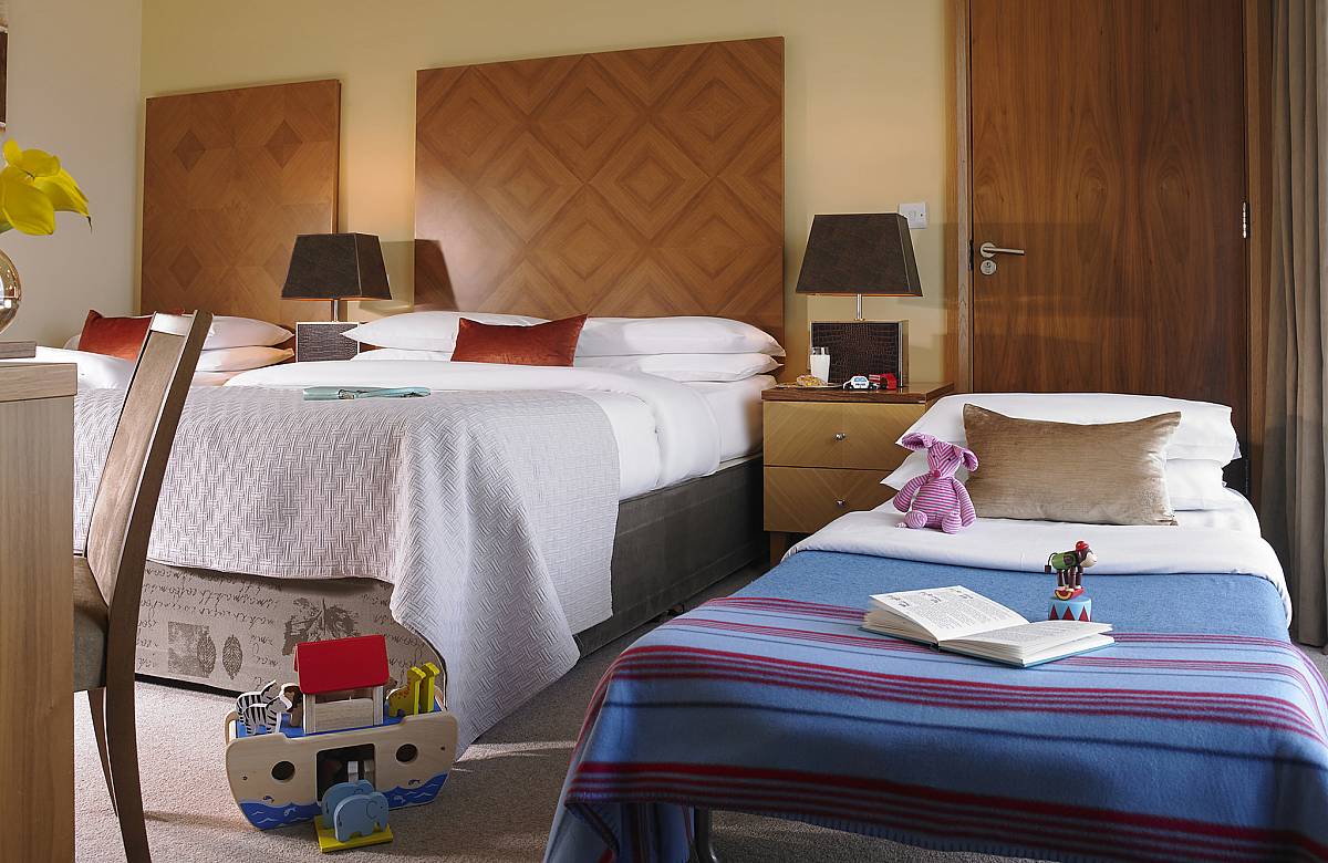 Family Rooms Galway Family Friendly Hotel In Ireland