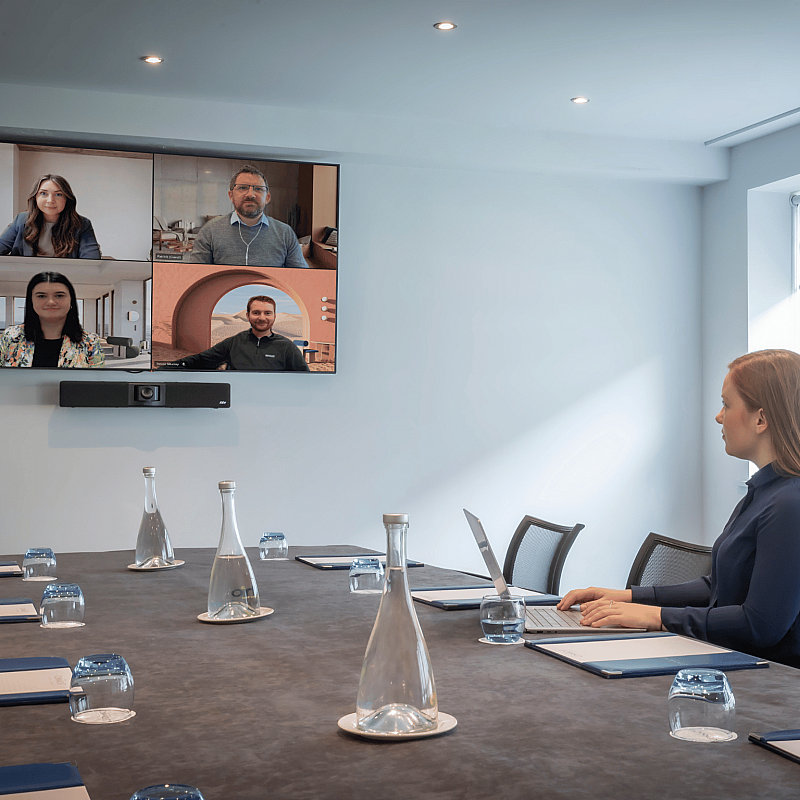 Meeting Rooms: Full audio and visual equipment