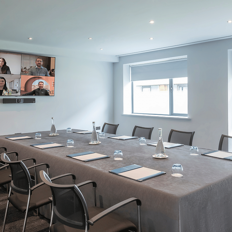 Meeting Rooms: Full audio and visual equipment